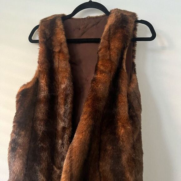Vintage Women's Brown Faux Fur Sleeveless Open Front Vest Size Small - Picture 5 of 6